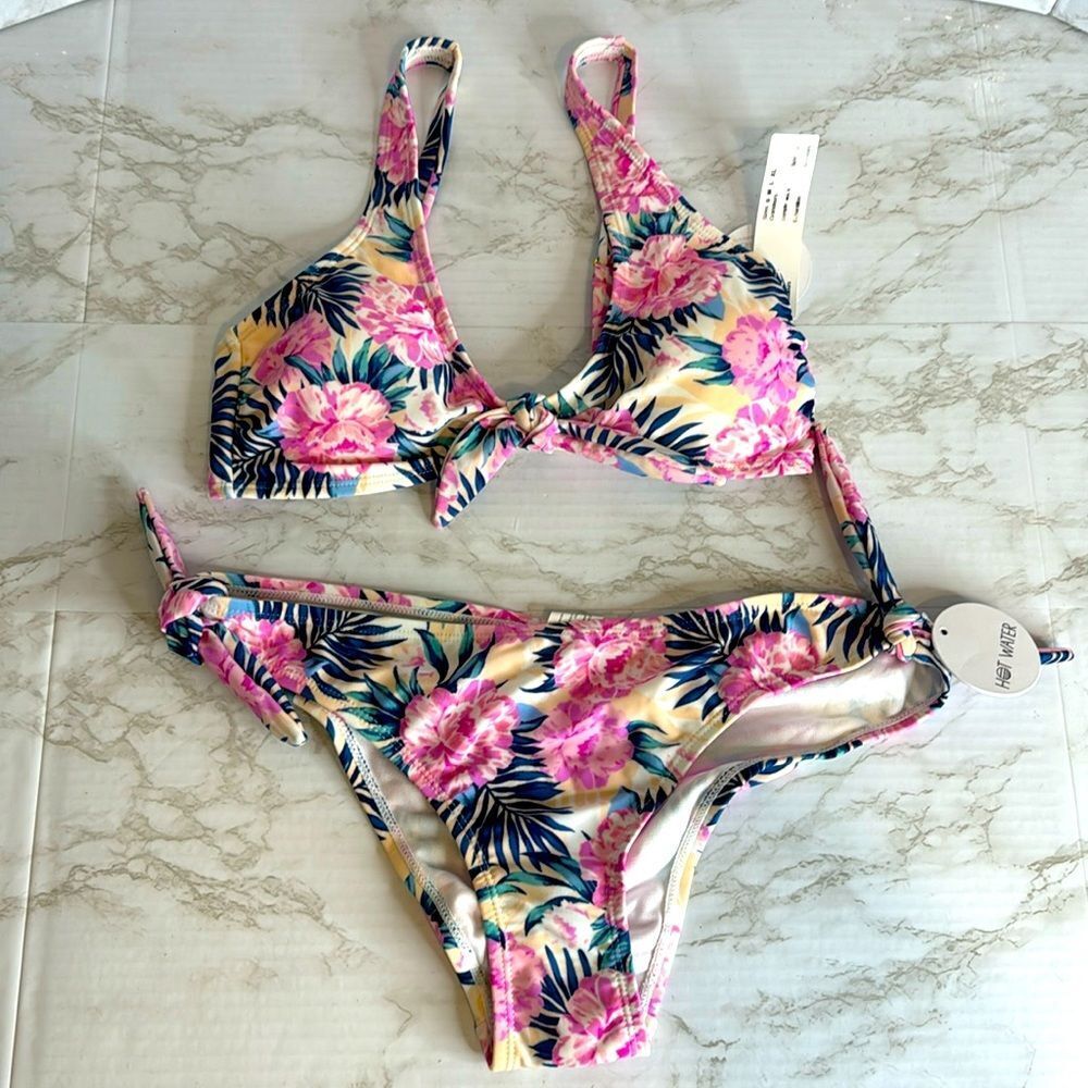 Hot Water Swim Bikini Women's Floral Two Piece Set Pink Navy Small